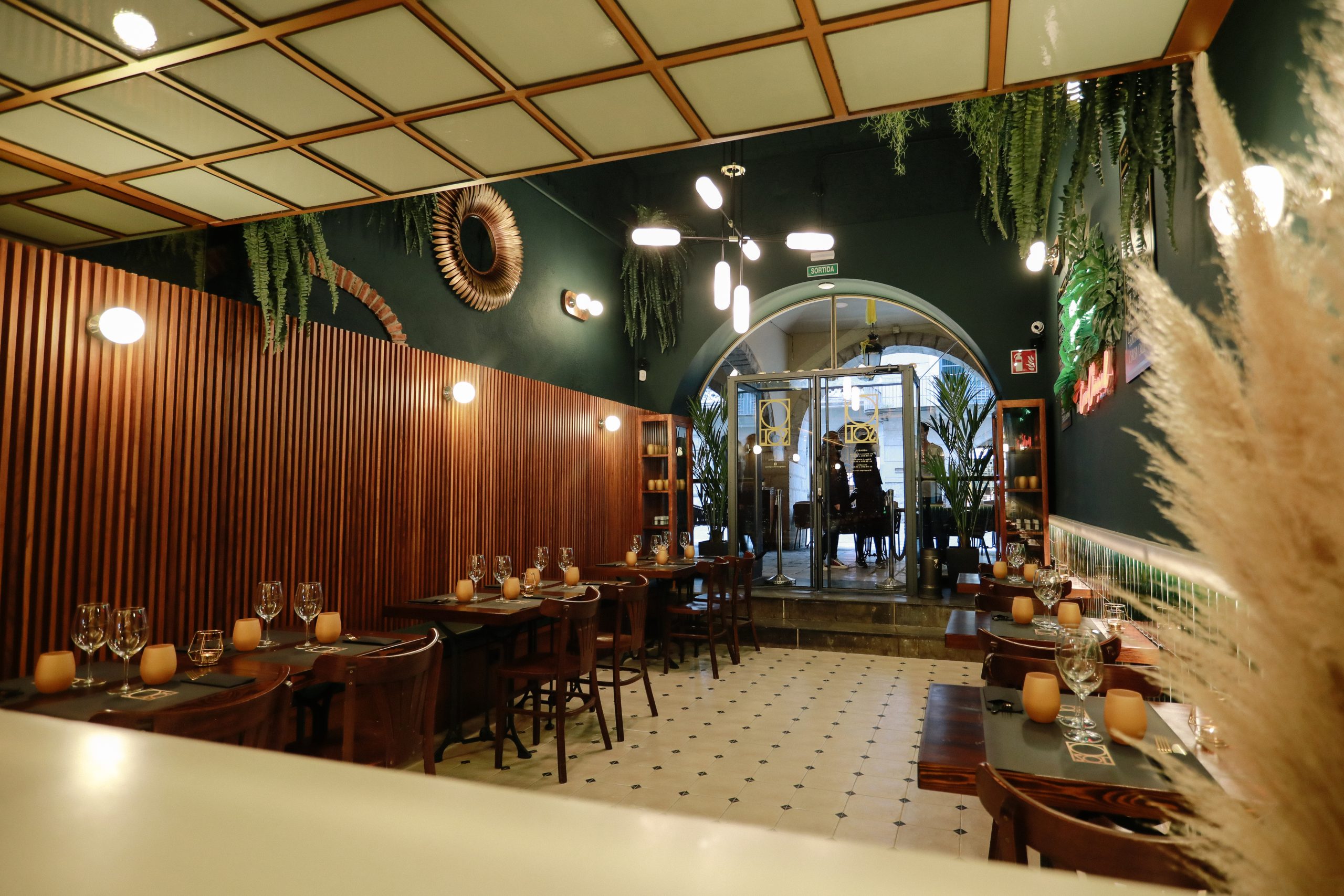 2_SOL GASTROBAR LOBB STUDIO ARCHITECTS